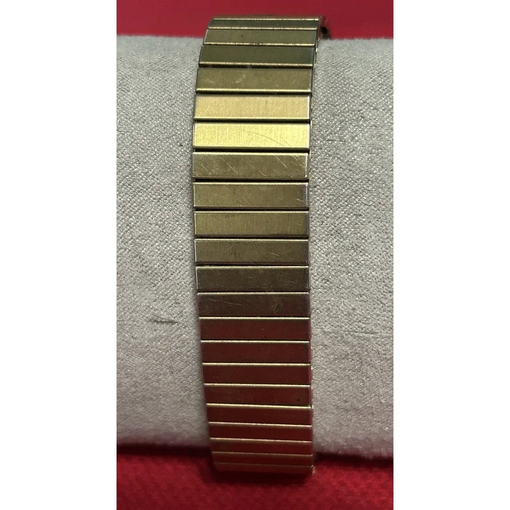 Vintage Timex Indiglo Digital Men Gold Tone Alarm Chrono Quartz Watch New Batter